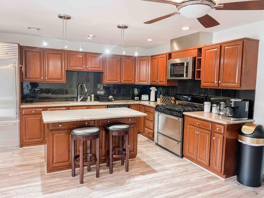 *Entertainment Villa* 5Min To Strip Optional Heated Pool Jacuzzi! Las Vegas Extérieur photo