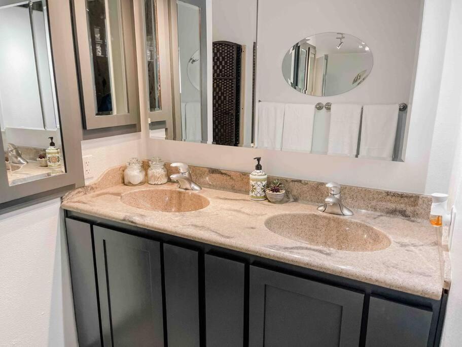 *Entertainment Villa* 5Min To Strip Optional Heated Pool Jacuzzi! Las Vegas Extérieur photo