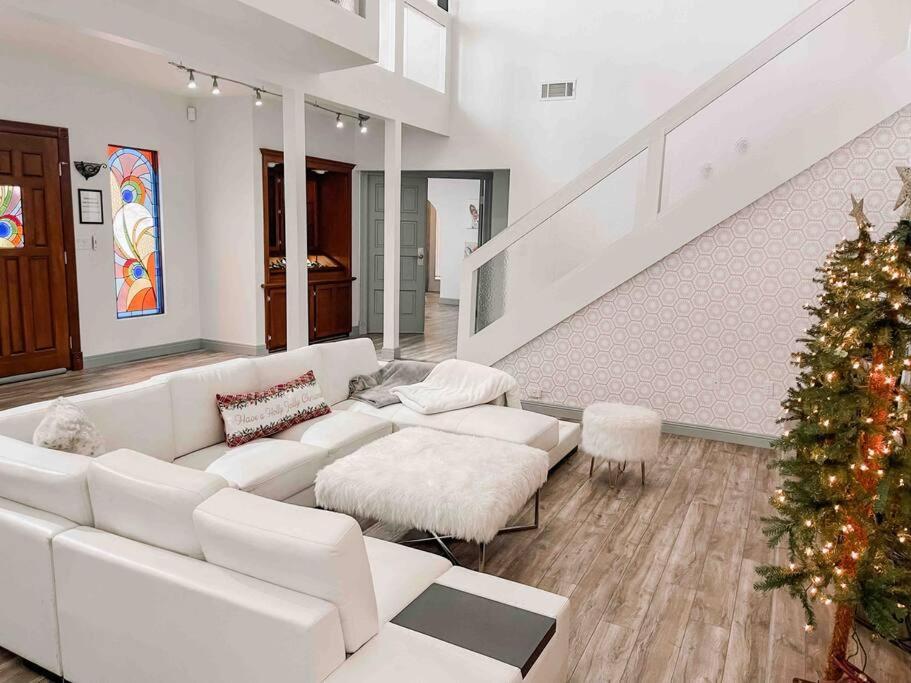 *Entertainment Villa* 5Min To Strip Optional Heated Pool Jacuzzi! Las Vegas Extérieur photo