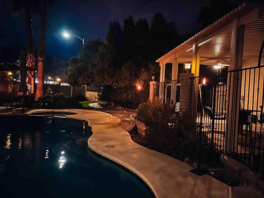 *Entertainment Villa* 5Min To Strip Optional Heated Pool Jacuzzi! Las Vegas Extérieur photo